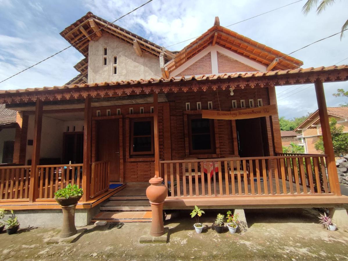 Romadhoni Homestay Magelang Ngoại thất bức ảnh