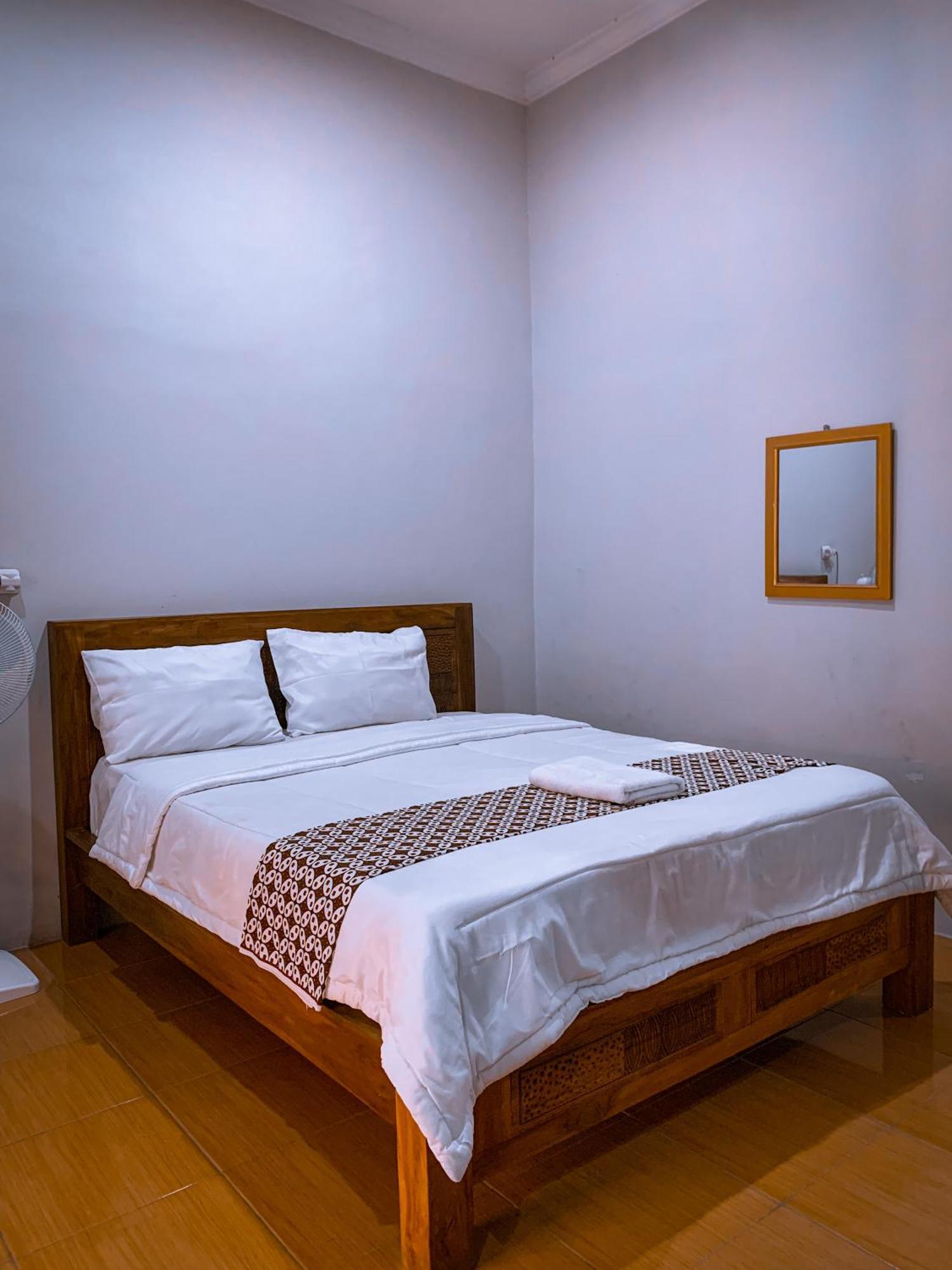 Romadhoni Homestay Magelang Ngoại thất bức ảnh
